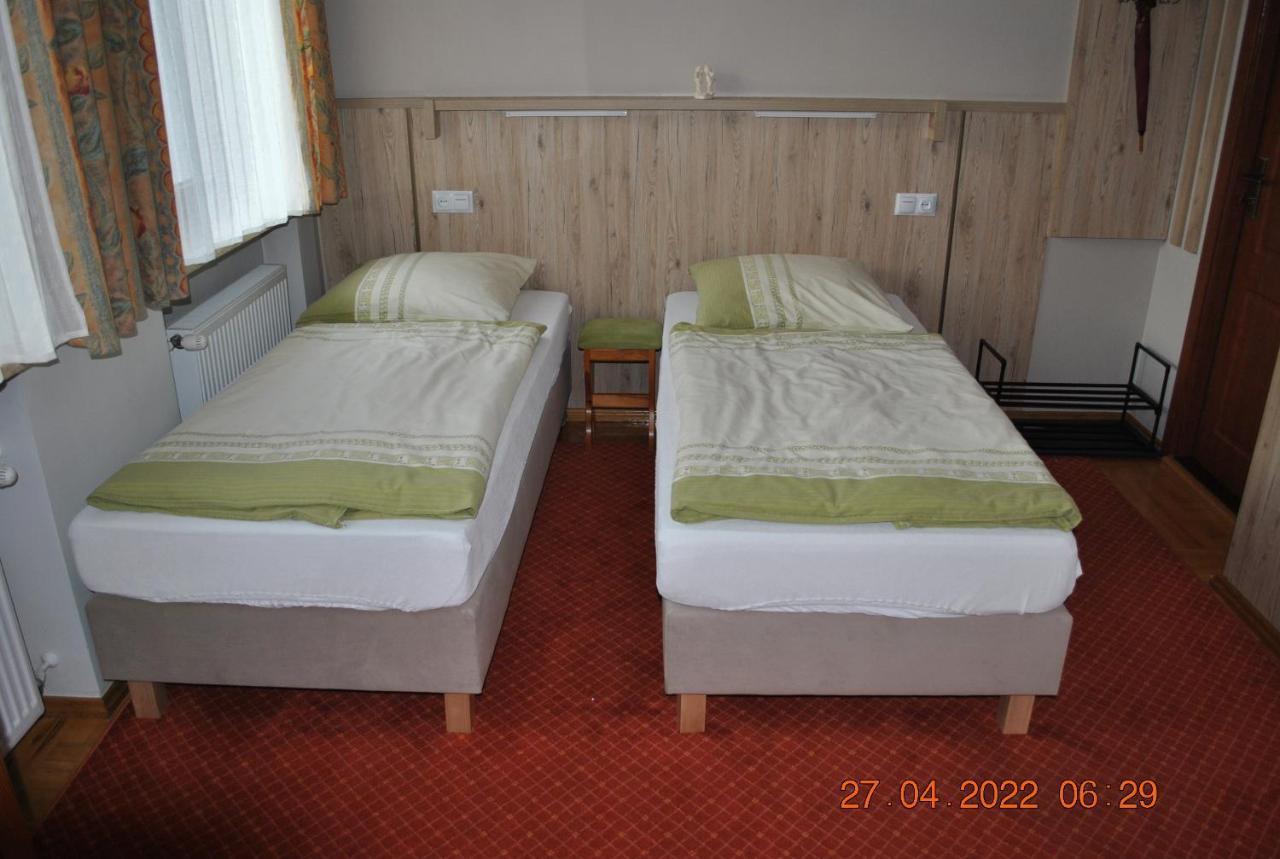 Pokoje Z Lazienkami Apartment Kolobrzeg Bagian luar foto