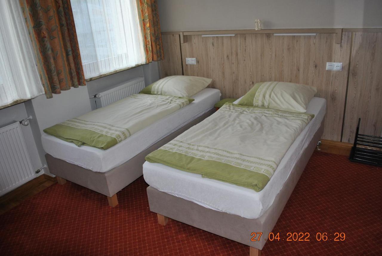 Pokoje Z Lazienkami Apartment Kolobrzeg Bagian luar foto