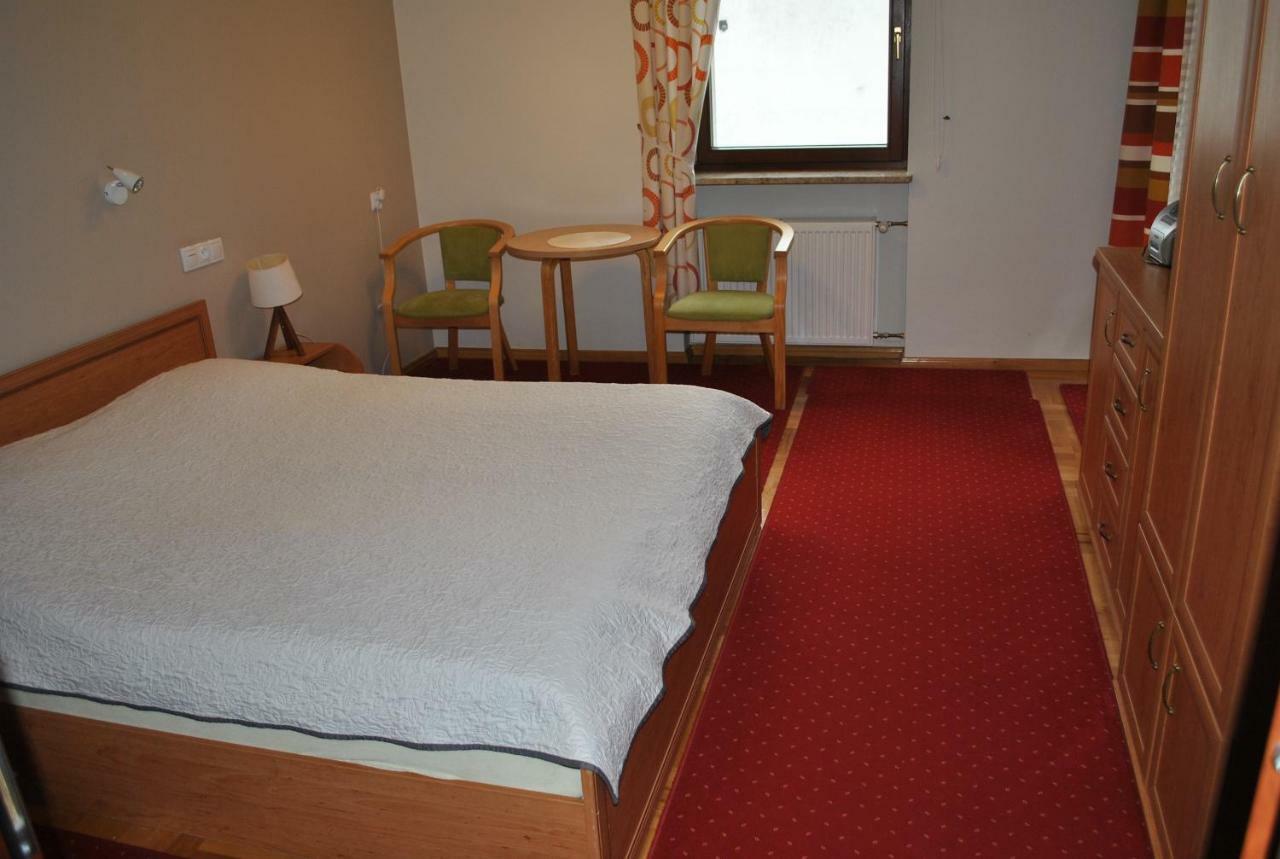 Pokoje Z Lazienkami Apartment Kolobrzeg Bagian luar foto