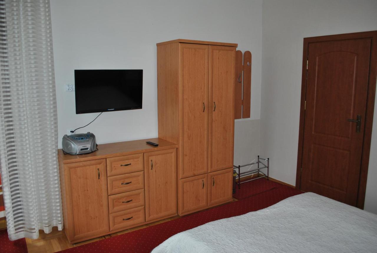 Pokoje Z Lazienkami Apartment Kolobrzeg Bagian luar foto