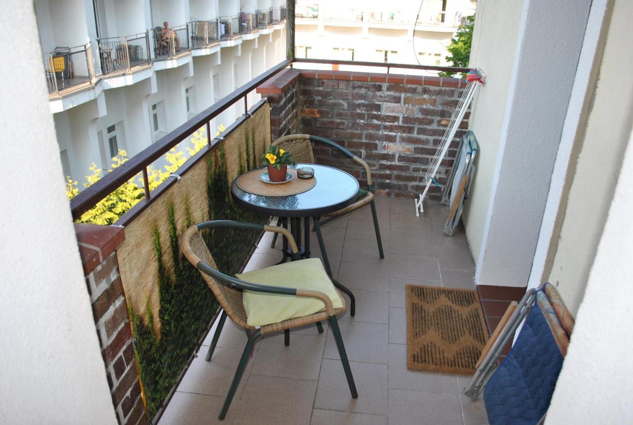 Pokoje Z Lazienkami Apartment Kolobrzeg Bagian luar foto